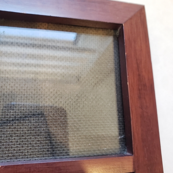 Umbra cherry wood picture frame that can be hung or stood up, fits 5 pictures - Picture 6 of 6